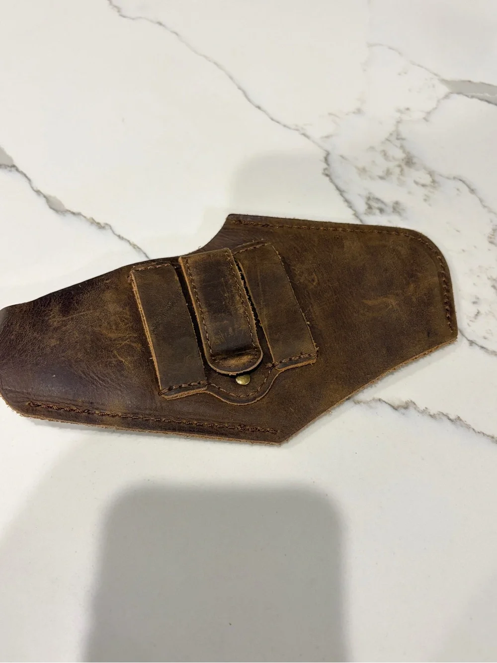 RobbinGear phone caseIngear Brown Distressed Leather Hollister with Snap